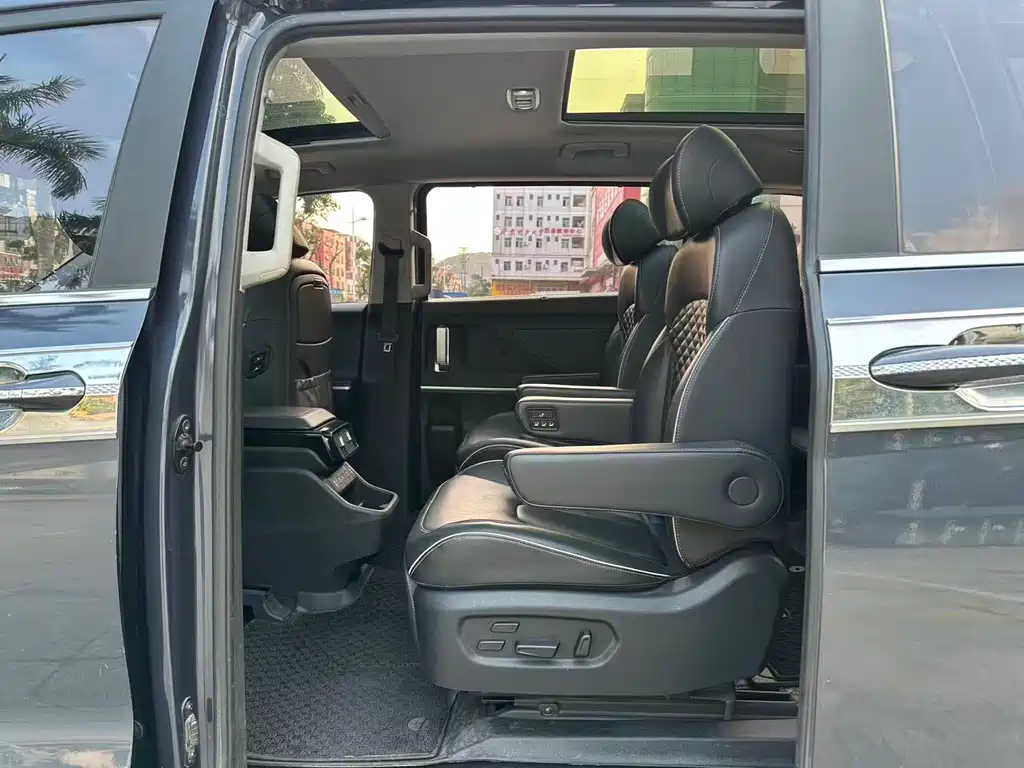 Hyundai Custo 2021 380TGDi Luxury LUX Premium