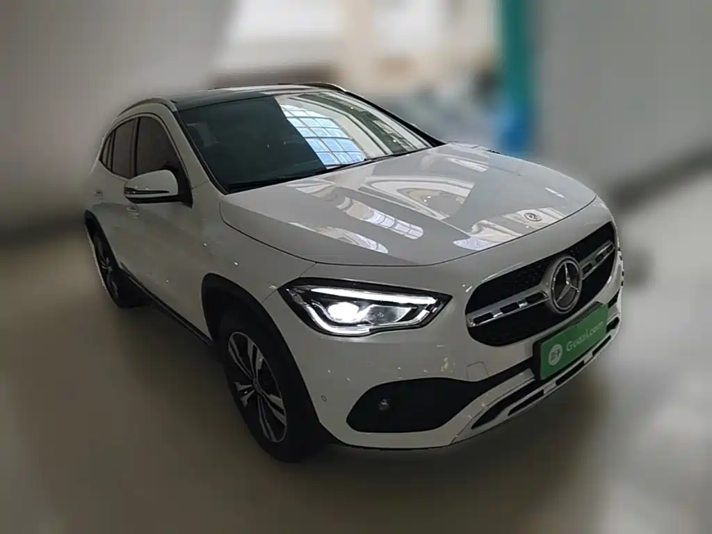 Mercedes-Benz GLA — миниатюра 6