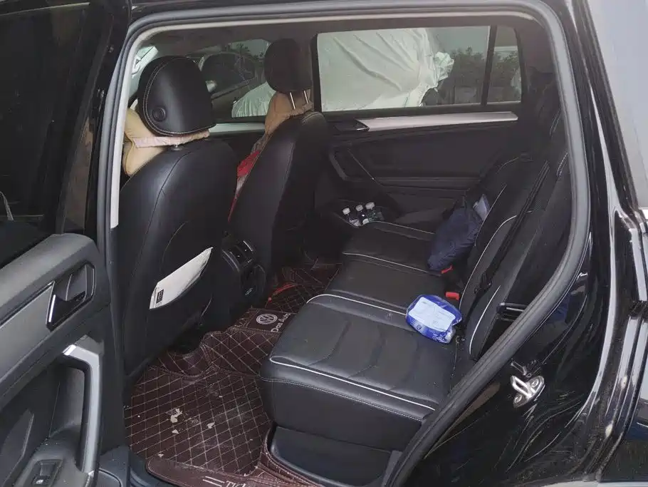 Volkswagen Tiguan L PHEV — миниатюра 11