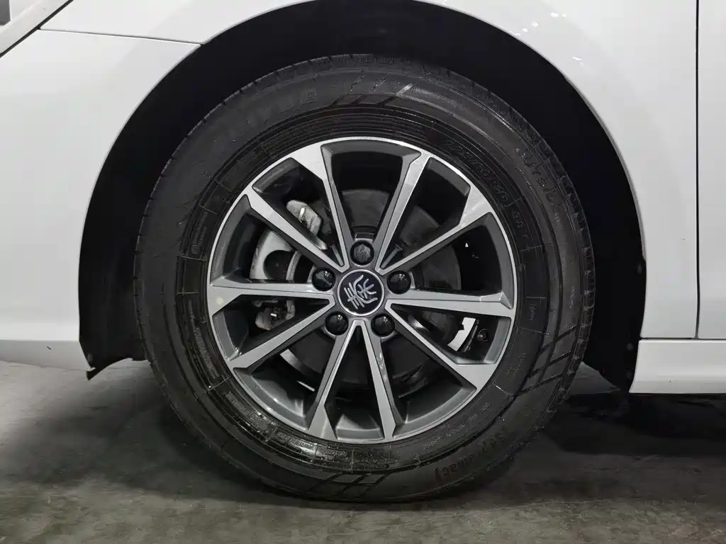 BYD Qin PLUS — миниатюра 17