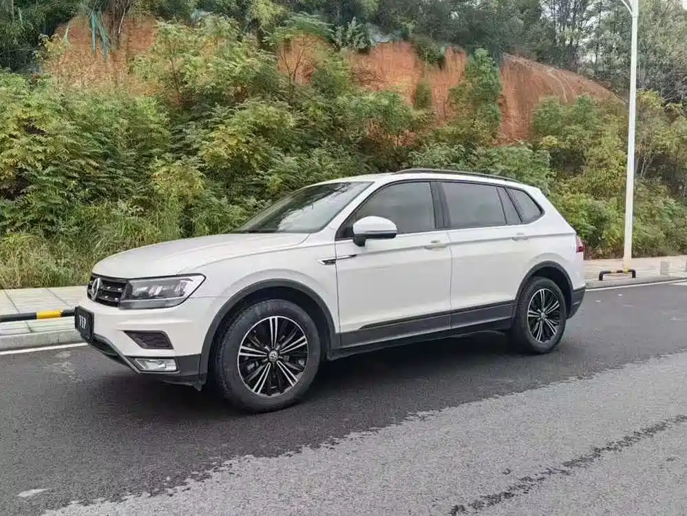 Volkswagen Tiguan L 2020