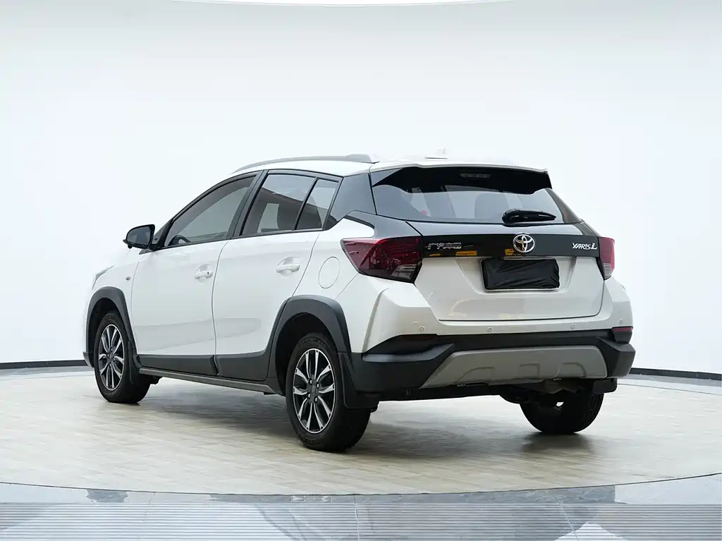 TOYOTA YARIS L ZHIXUAN