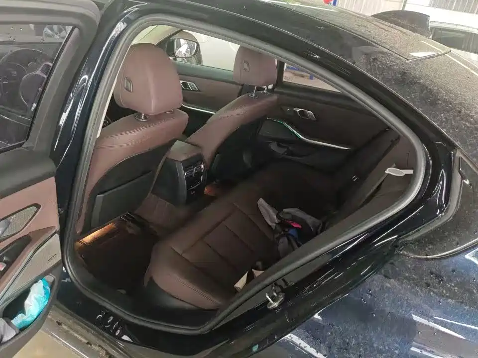 BMW 3 Series — миниатюра 6