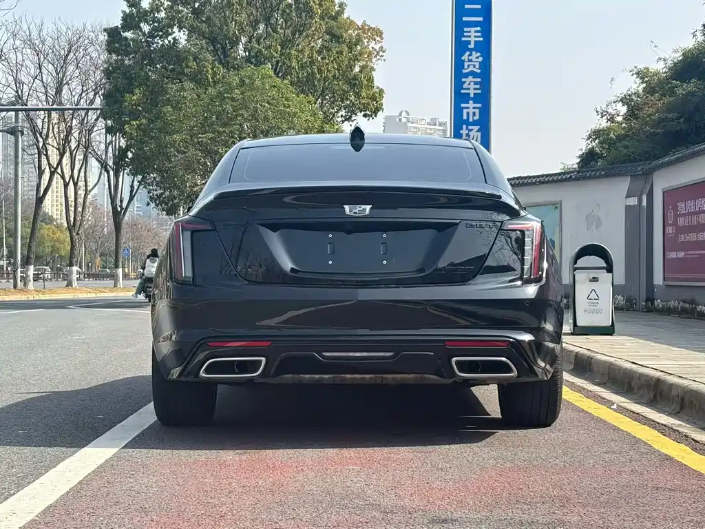 CADILLAC CT5