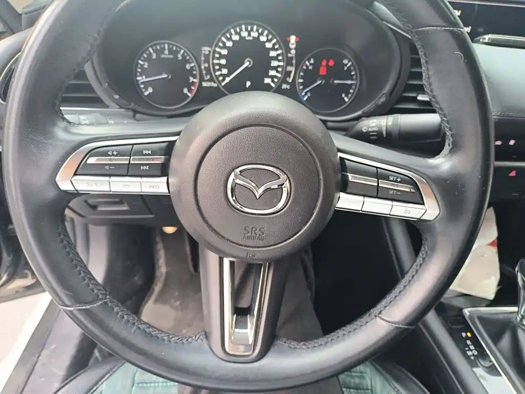 Mazda 3 Axela — миниатюра 3