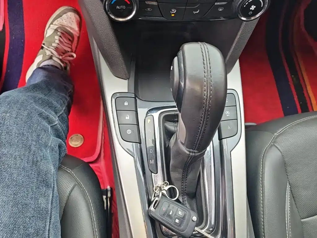 Chevrolet Malibu — миниатюра 14