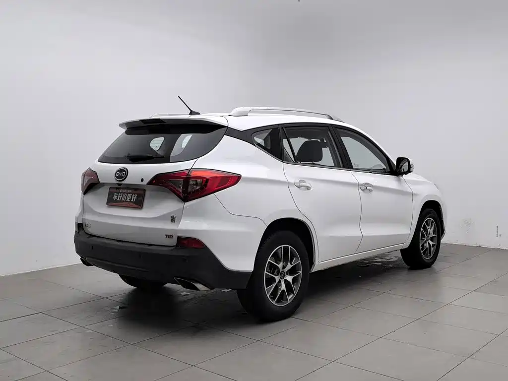BYD Song — миниатюра 2