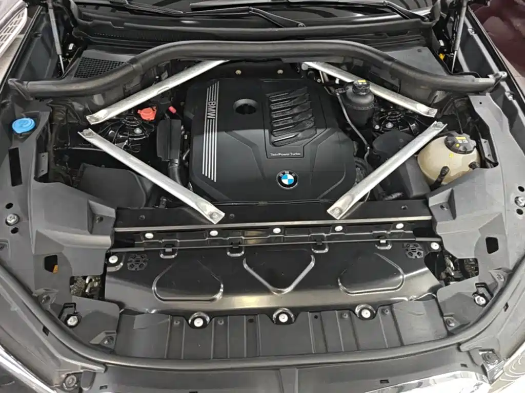 BMW X5 (Import) — миниатюра 20