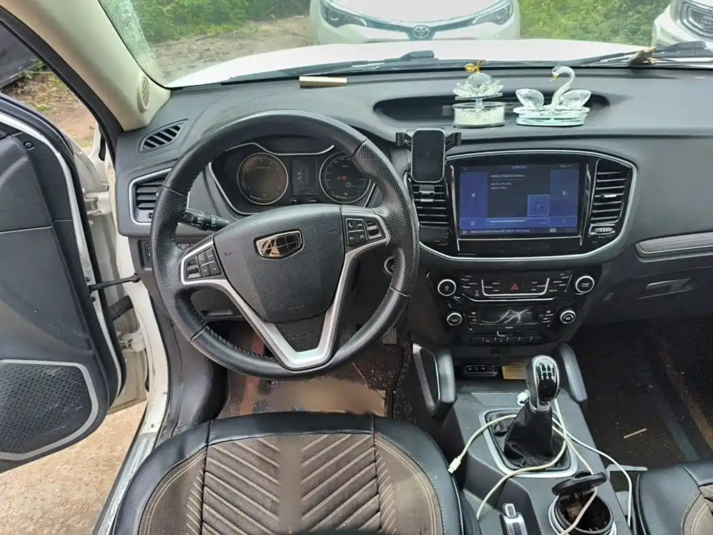 Geely Vision X6 — миниатюра 3