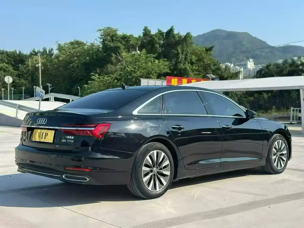 Audi A6L — миниатюра 7
