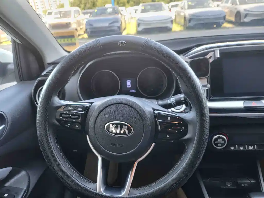 Kia KX1 — миниатюра 7