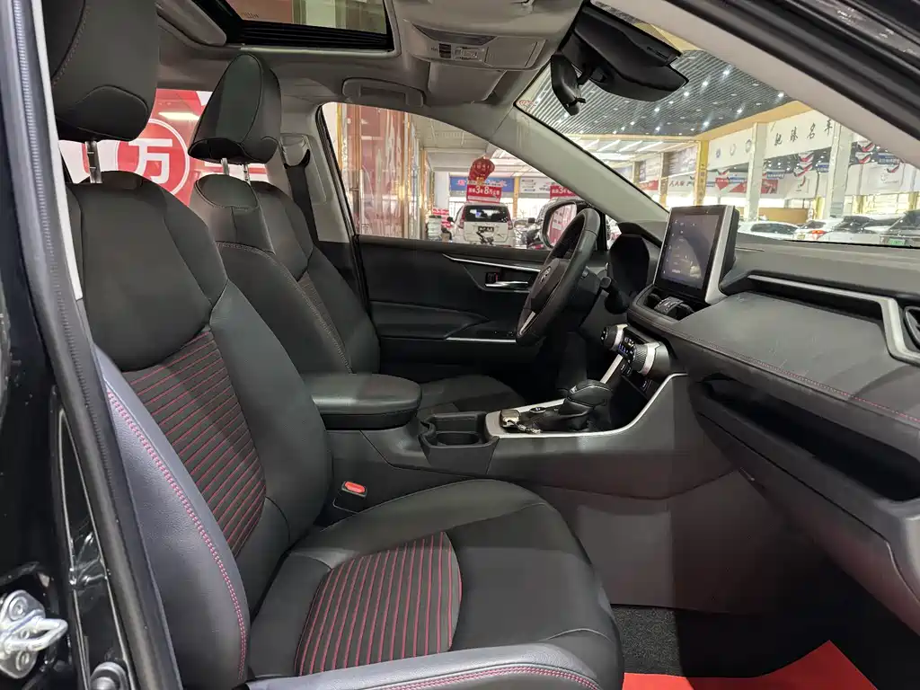 TOYOTA RAV4 RONGFANG DUAL ENGINE E+