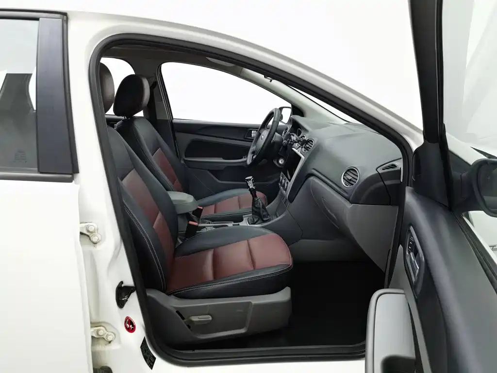 Ford Focus — миниатюра 23
