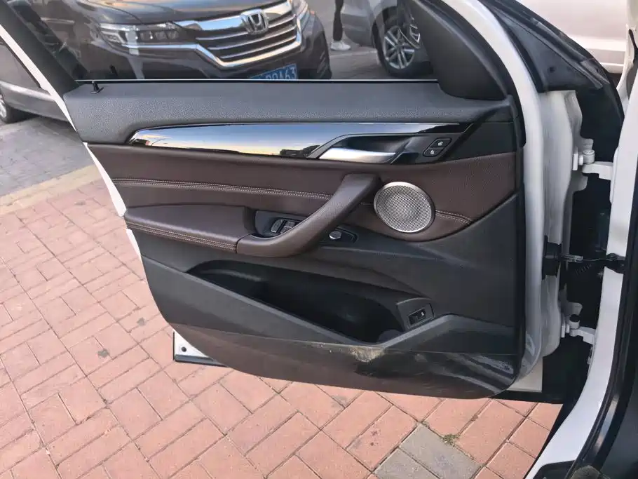 BMW X1 — миниатюра 7