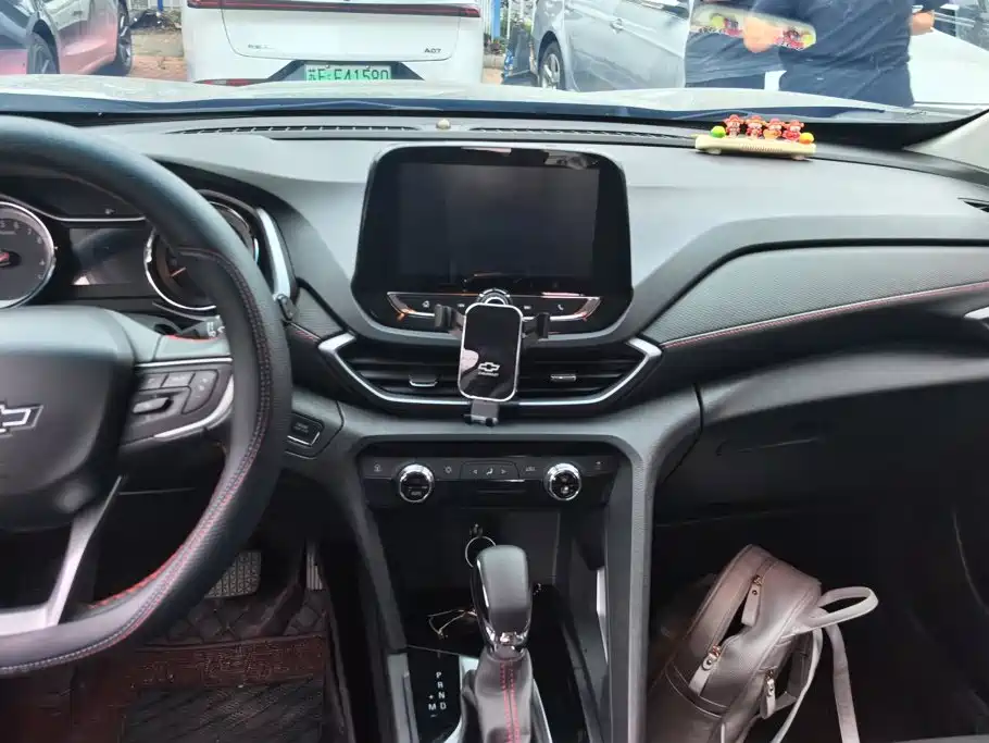 Chevrolet Volando — миниатюра 13