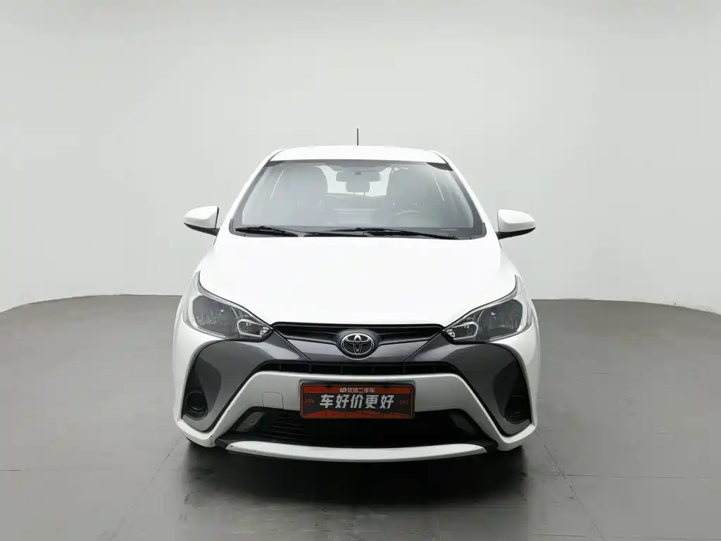 Toyota Yaris L — миниатюра 3