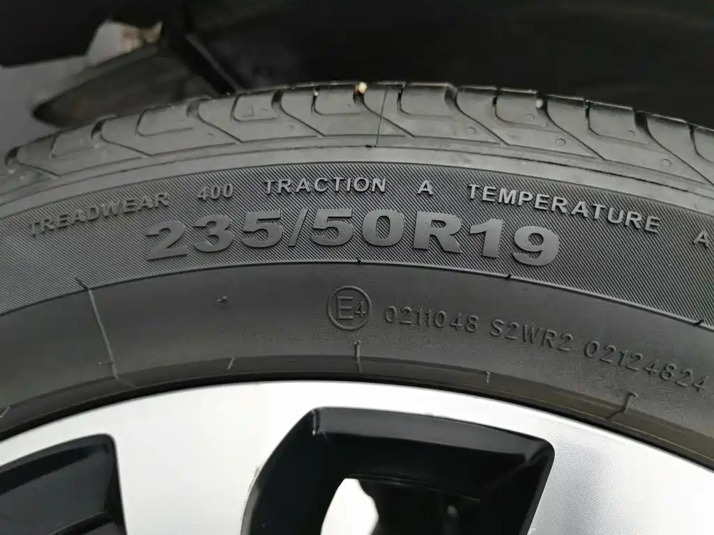 BYD PLUS New Energy — миниатюра 24