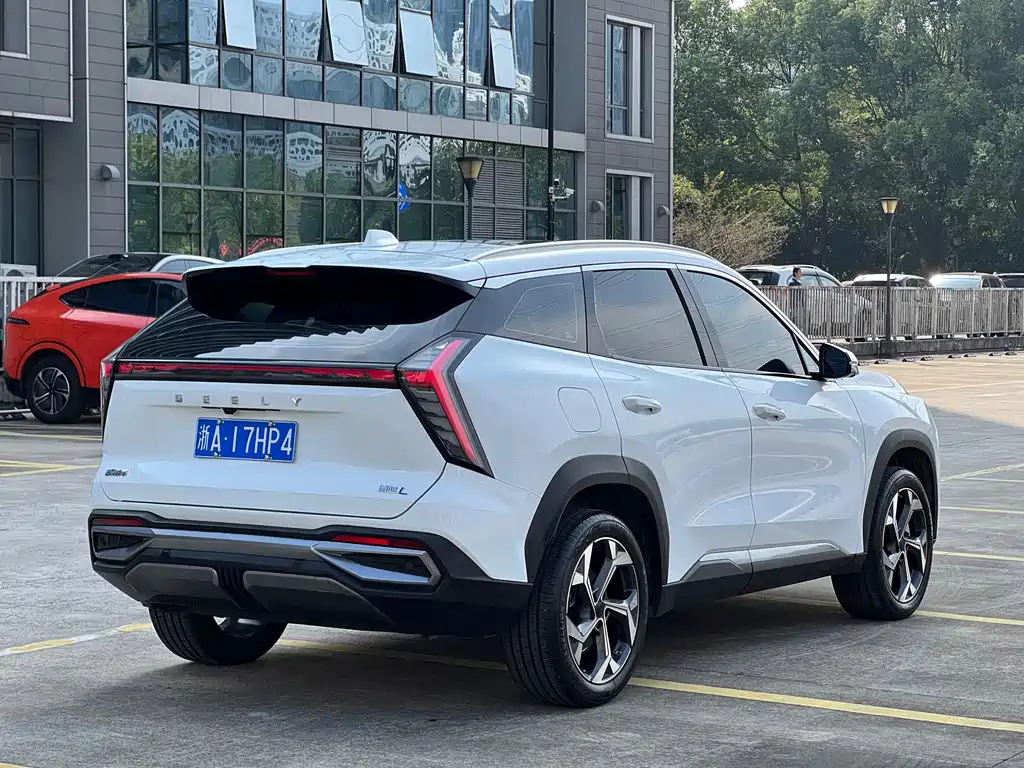 Geely Boyue L — миниатюра 6