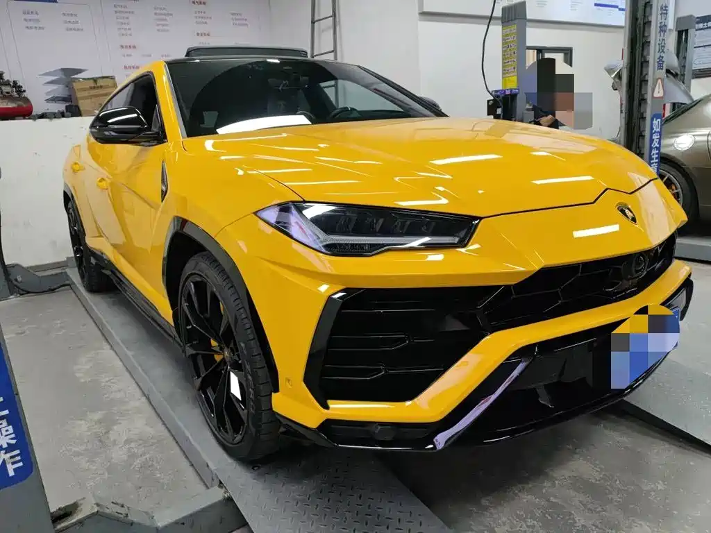 Lamborghini Urus — миниатюра 2