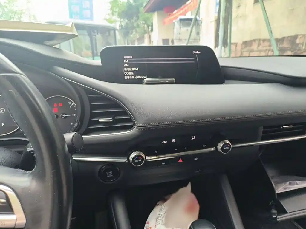 Mazda 3 Axela — миниатюра 6