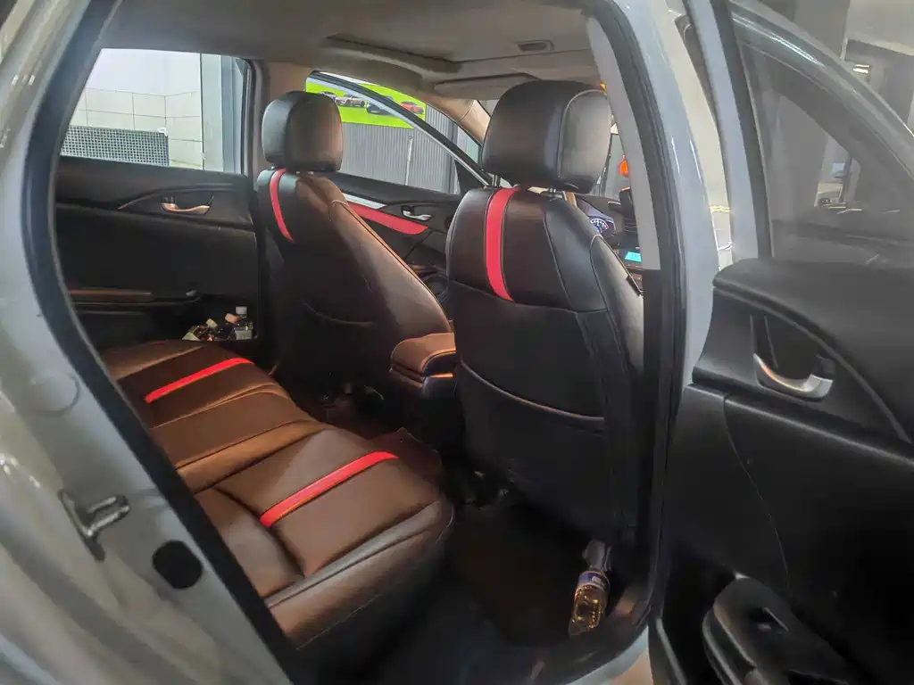 Honda Civic — миниатюра 5