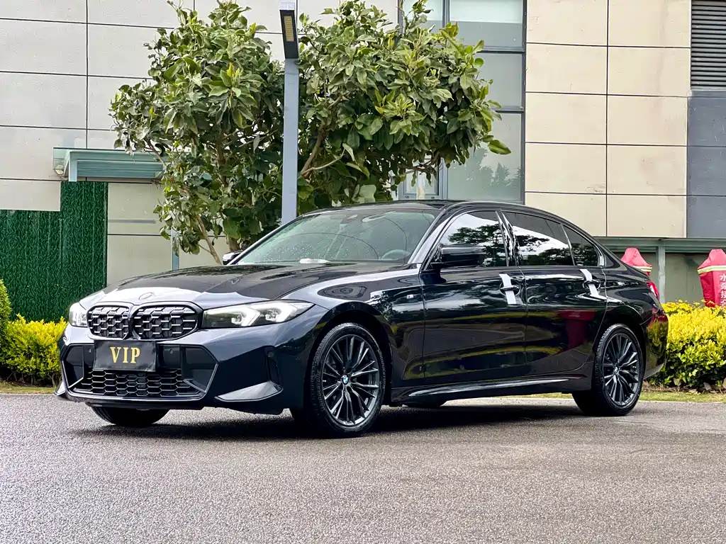 BMW 3 Series 2024