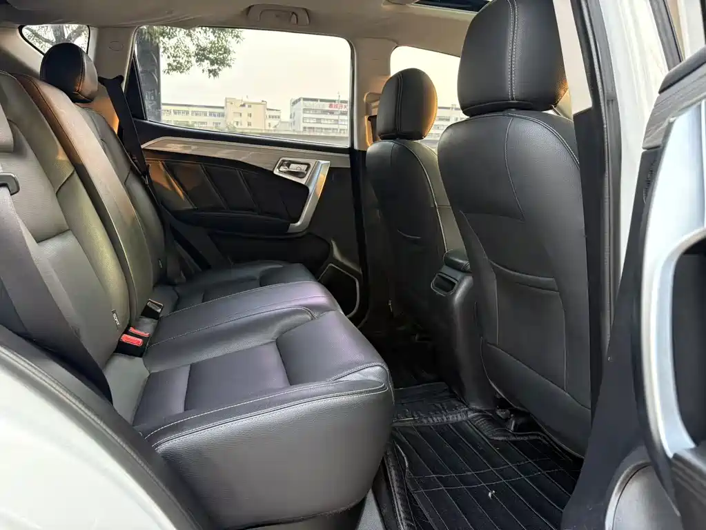 Geely Vision X6 — миниатюра 11
