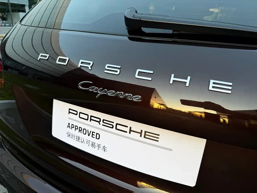 Porsche Cayenne — миниатюра 22