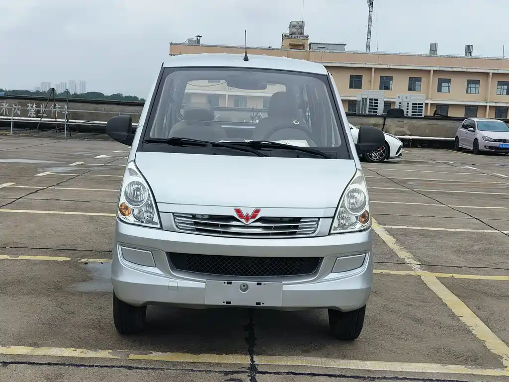 2018 Wuling Motors Rongguang - zdjęcie 1 z 12
