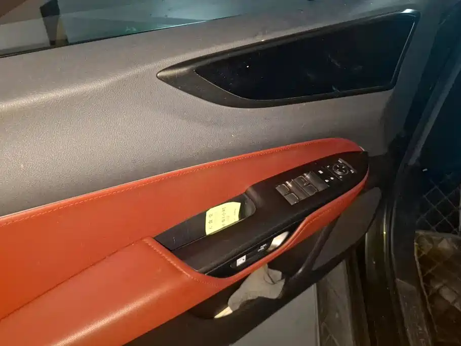 Lexus NX — миниатюра 7