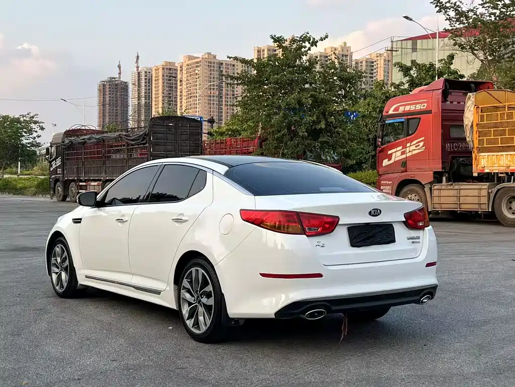 Kia K5 — миниатюра 5