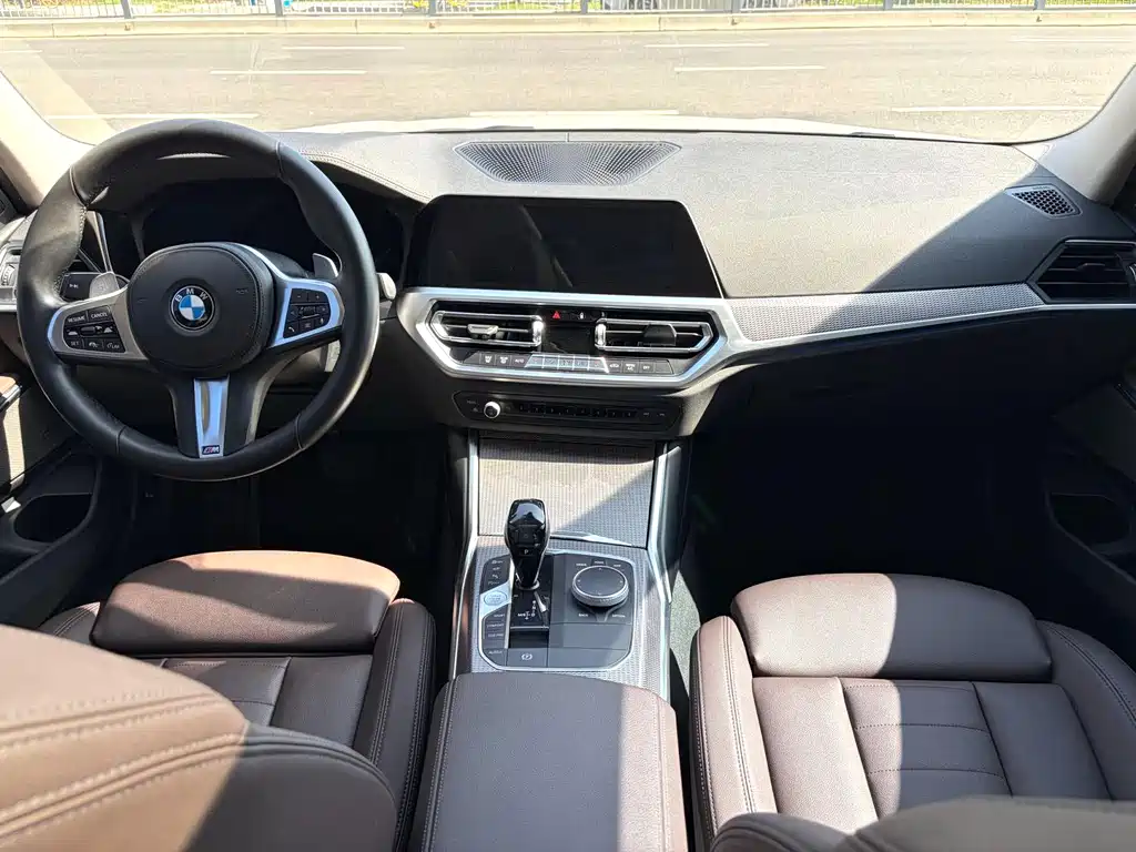 BMW 3 Series — миниатюра 4