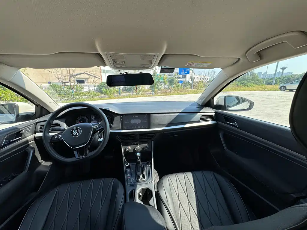 Volkswagen Lavida — миниатюра 7