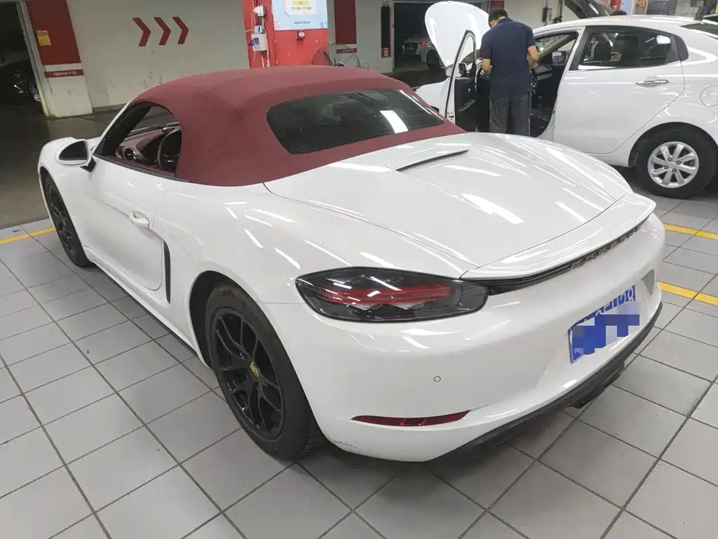 Porsche 718 2018 Boxster 2.0T