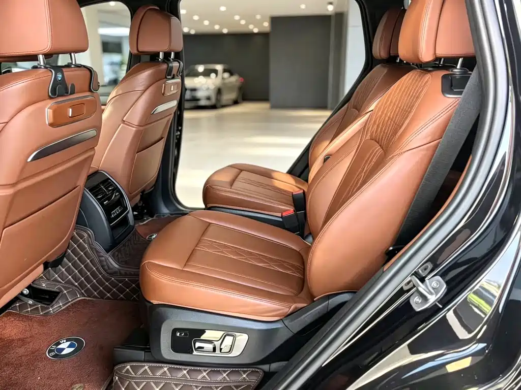 BMW X7 — миниатюра 3