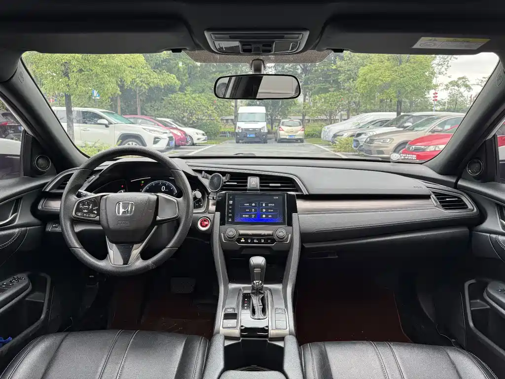 Honda Civic — миниатюра 10
