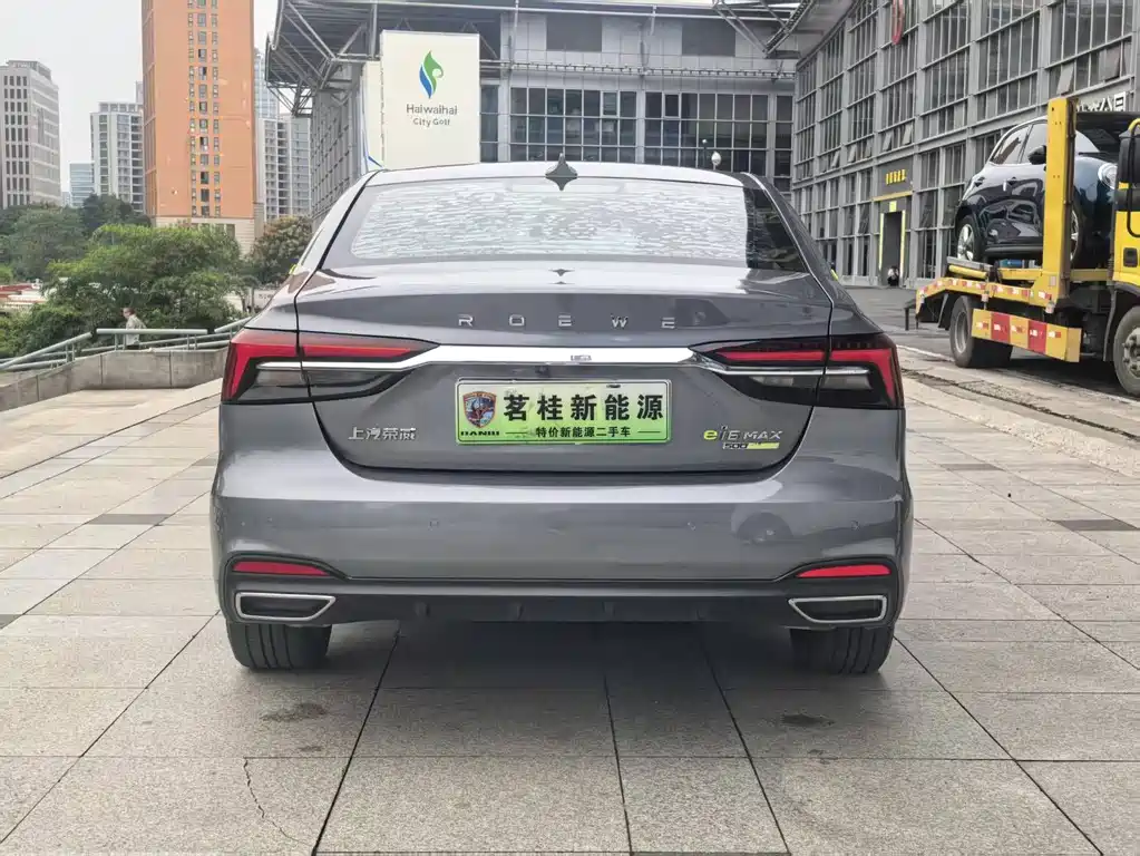 Roewe i6 MAX New Energy — миниатюра 9