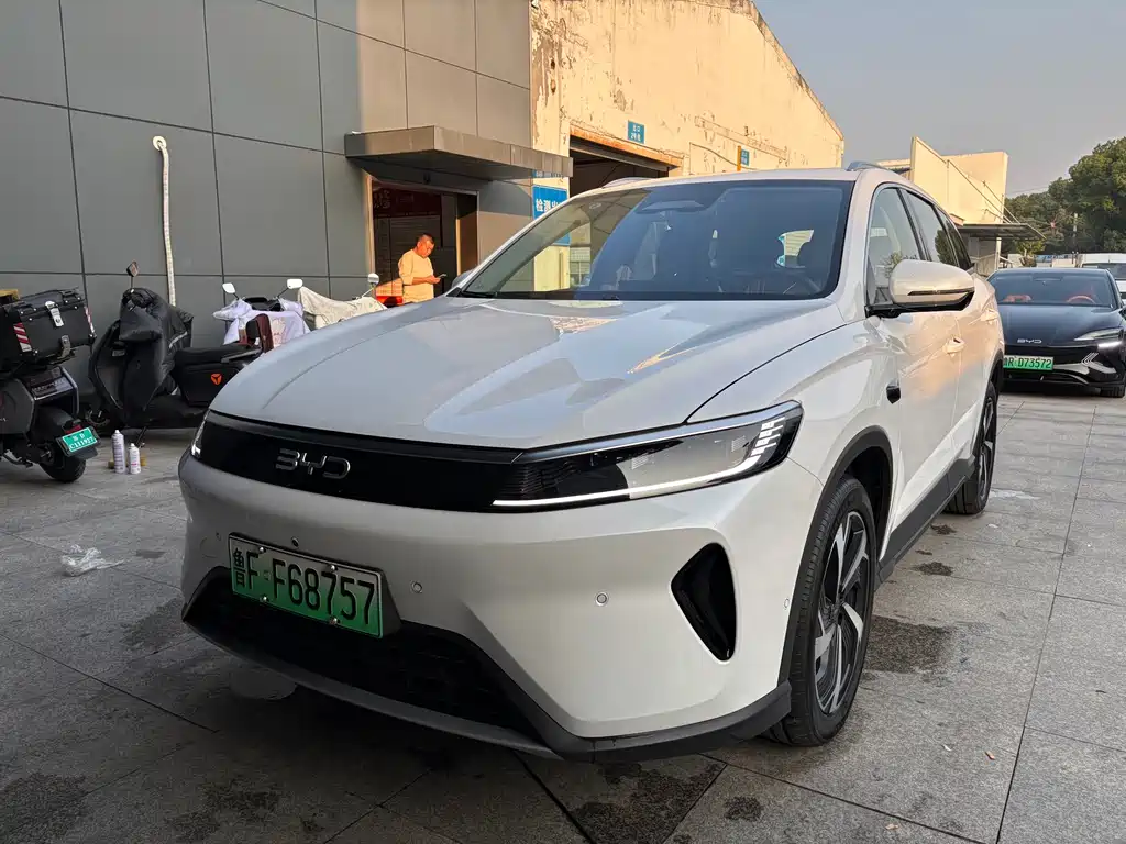 BYD SEA LION 05 DM I