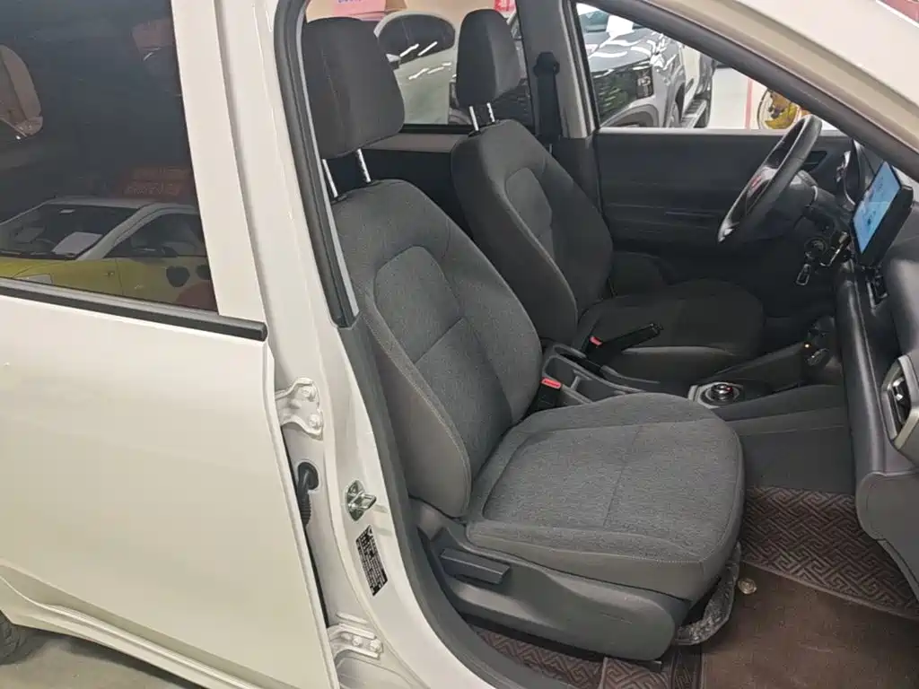 Wuling Hongguang EV — миниатюра 25