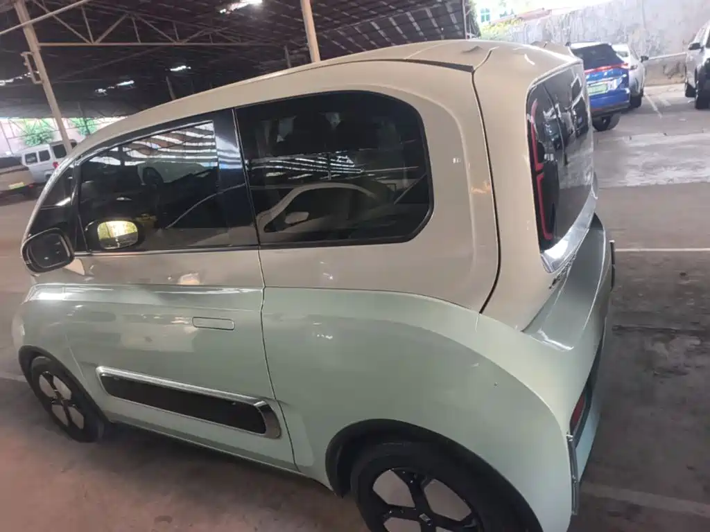 Baojun KiWi EV — миниатюра 5