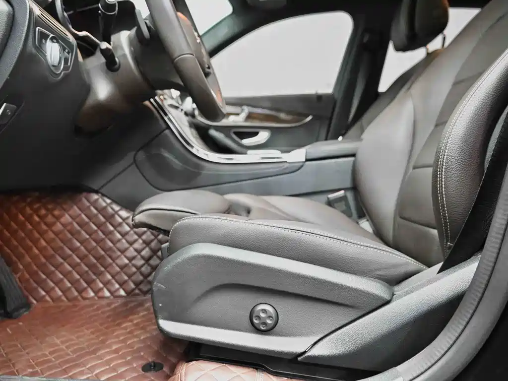 Mercedes-Benz GLC — миниатюра 8
