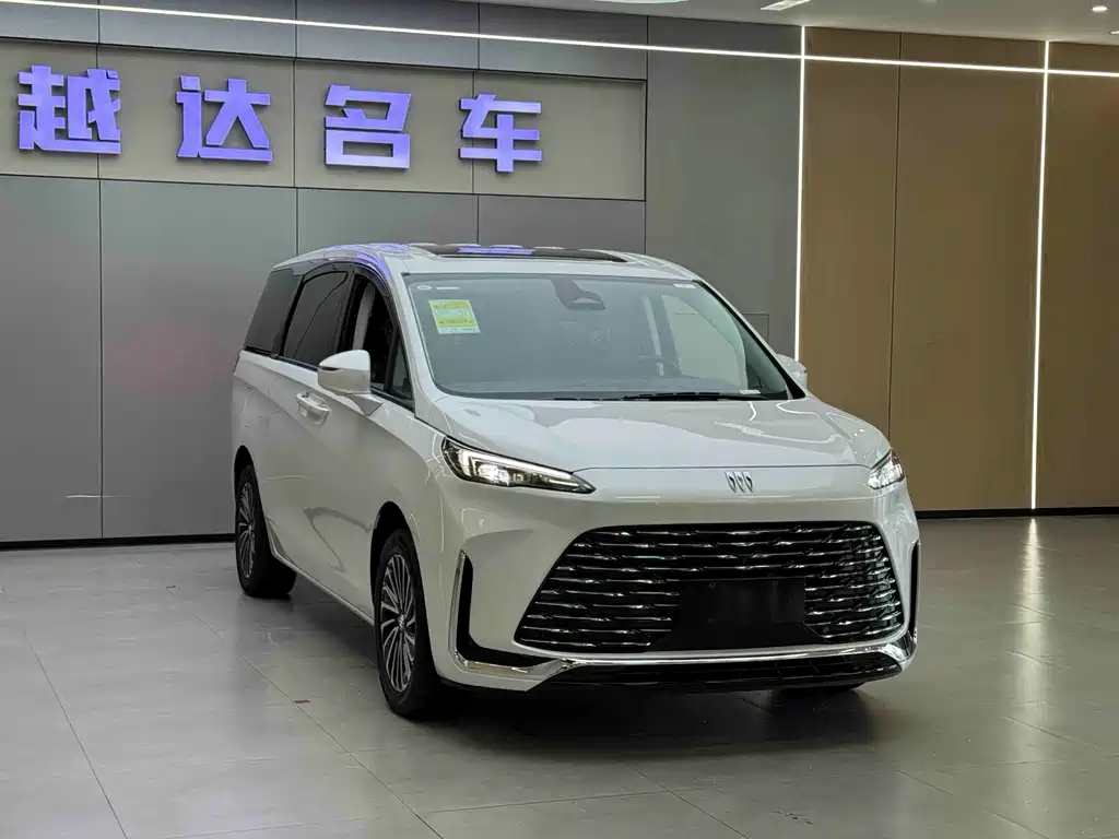 BUICK GL8 NEW ENERGY