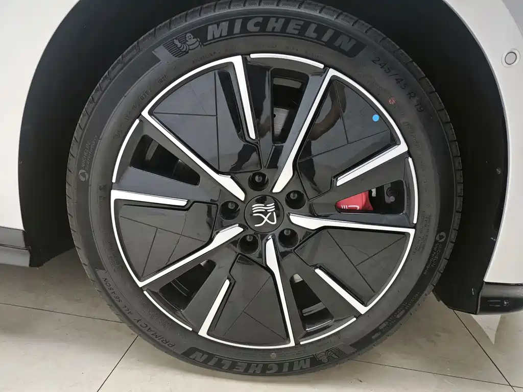 BYD Han L — миниатюра 5