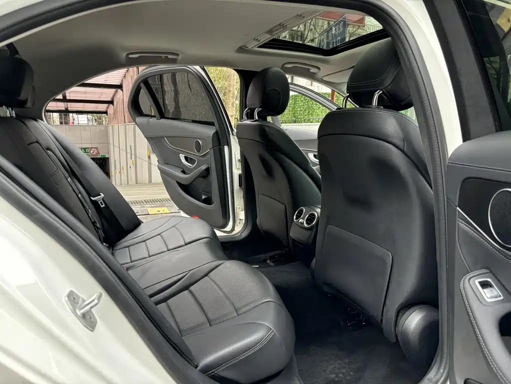 MERCEDES-BENZ C CLASS