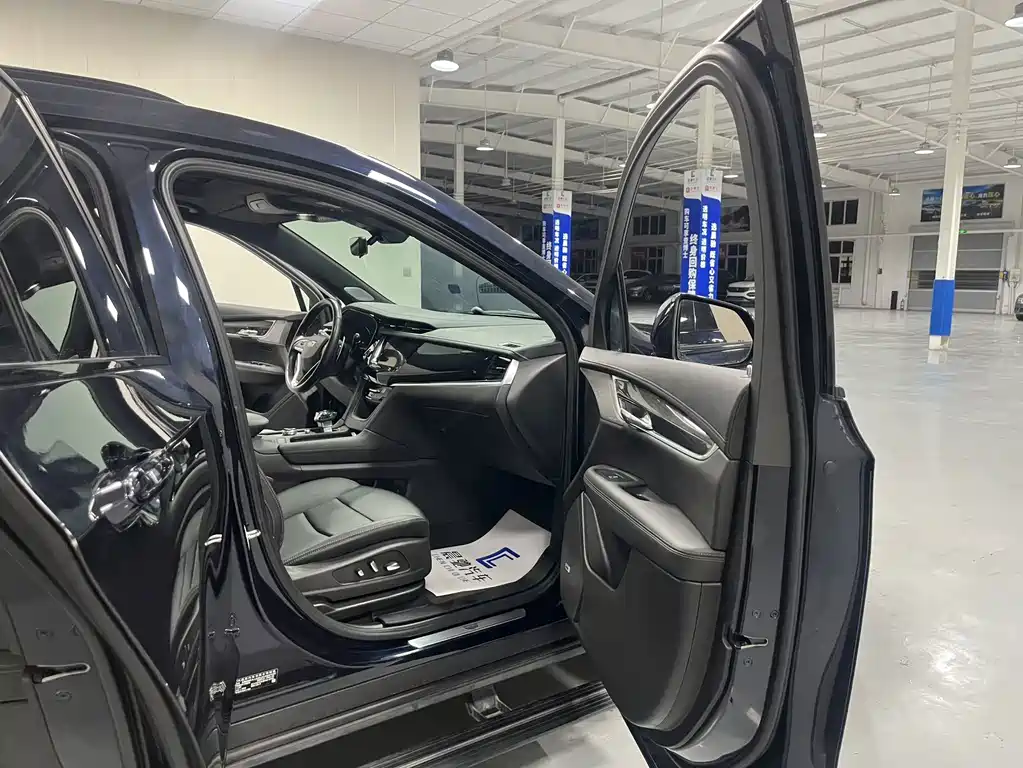 Cadillac XT6 — миниатюра 13