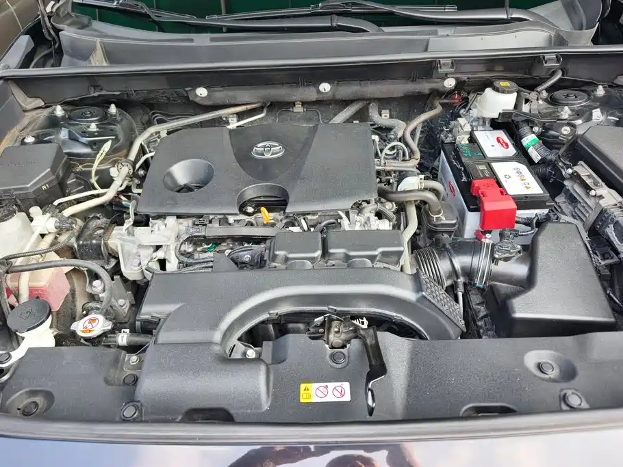 Toyota RAV4 — миниатюра 10
