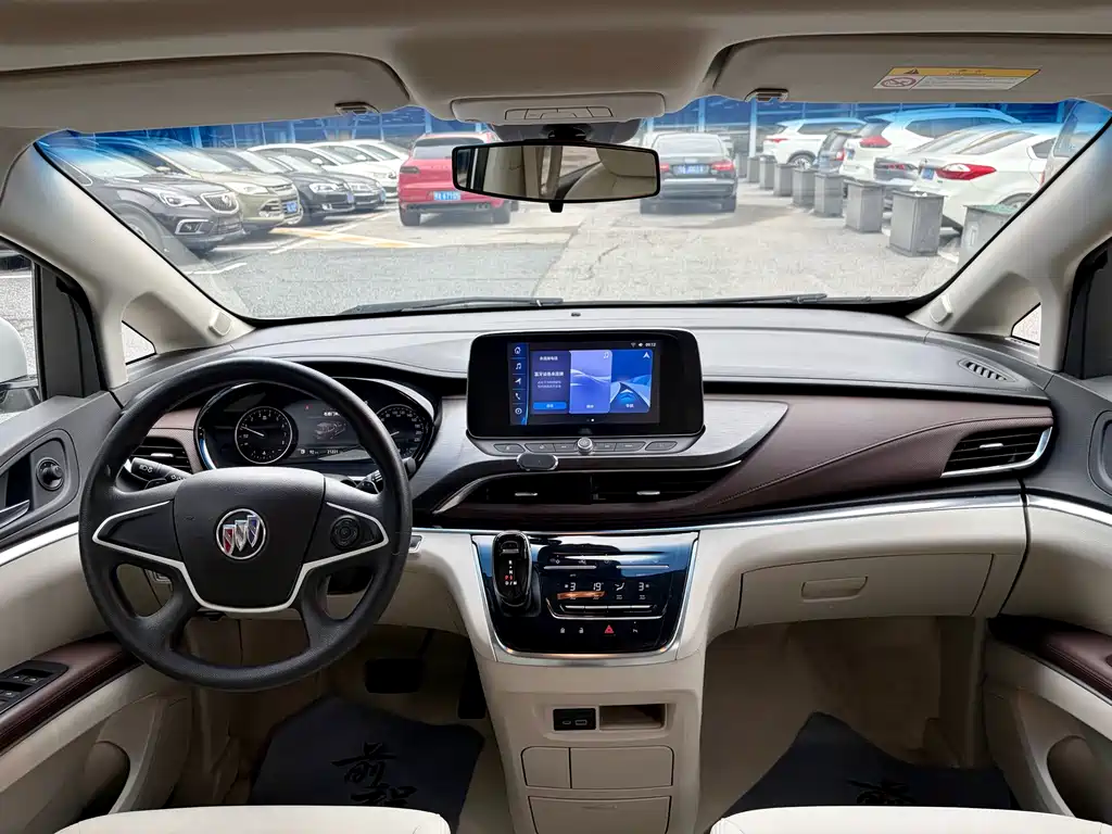 Buick GL8 2023 Comfort