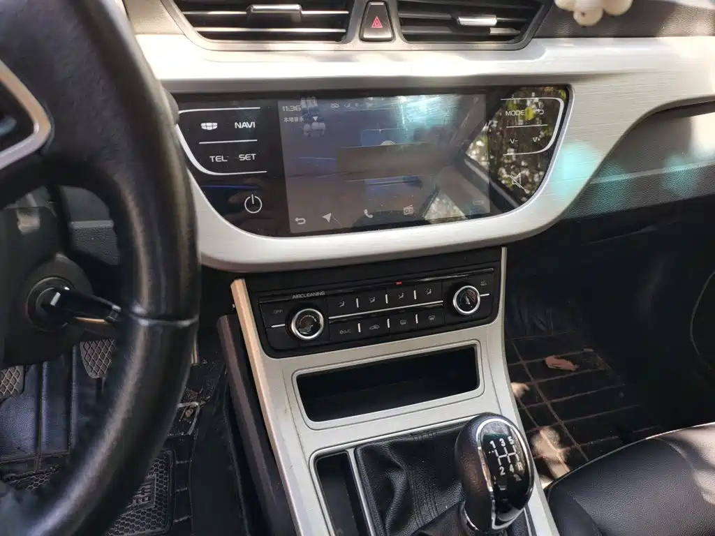 Geely Vision — миниатюра 6