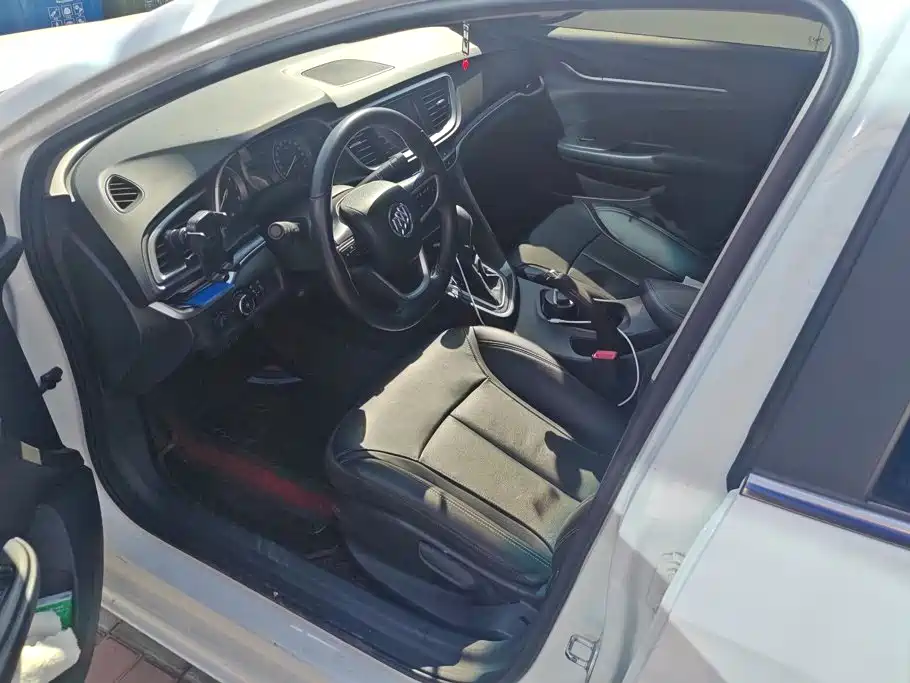 Buick Excelle — миниатюра 8