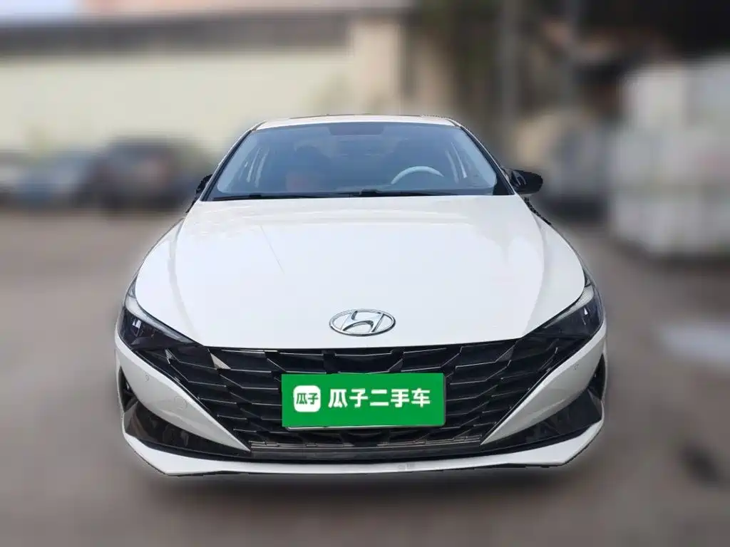 Hyundai Elantra — миниатюра 2